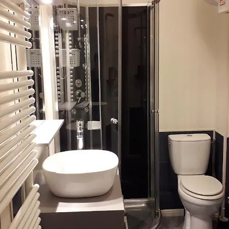 Apartament Studio Les Thermes De Noe 100 Metres Des Thermes, Ideal Pour Les Curistes & Vacanciers, Deplacements Professionnels & Stagiaires Stelia Rochefort (Charente-Maritime)